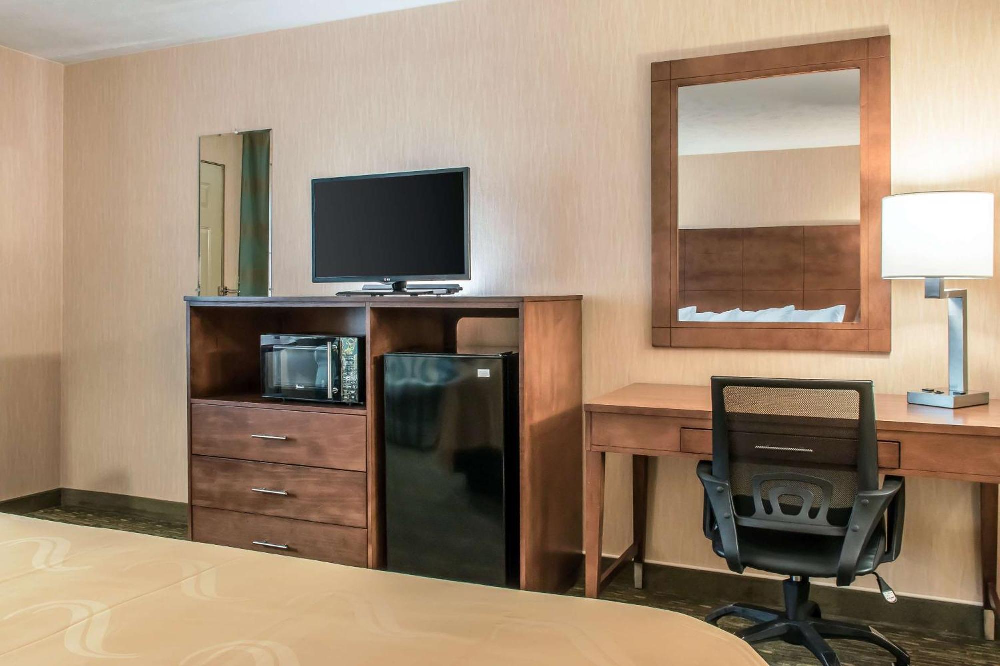 Quality Inn Bedford Kültér fotó